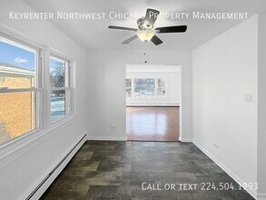 332 N Smith St in Palatine, IL - Building Photo - Building Photo