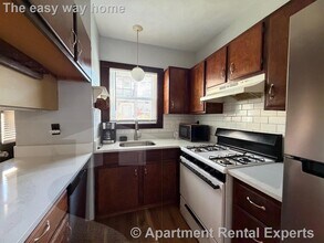 31 Illinois Ave in Somerville, MA - Building Photo - Building Photo