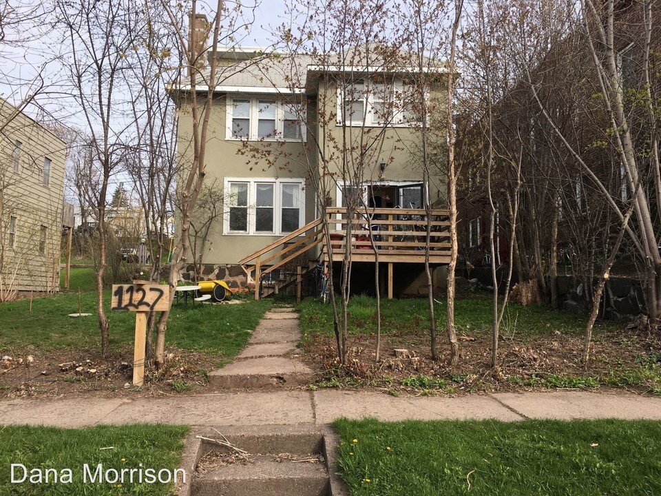 1127 E 3rd St in Duluth, MN - Building Photo