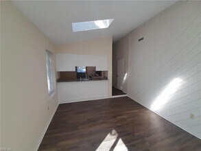 5719 Earnhardt St in Virginia Beach, VA - Building Photo - Building Photo
