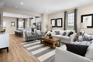 128 Lanyard Dr in Mooresville, NC - Building Photo