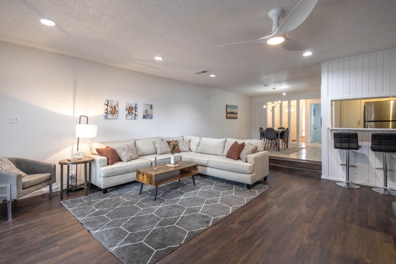 6710 La Costa Dr in Rowlett, TX - Building Photo