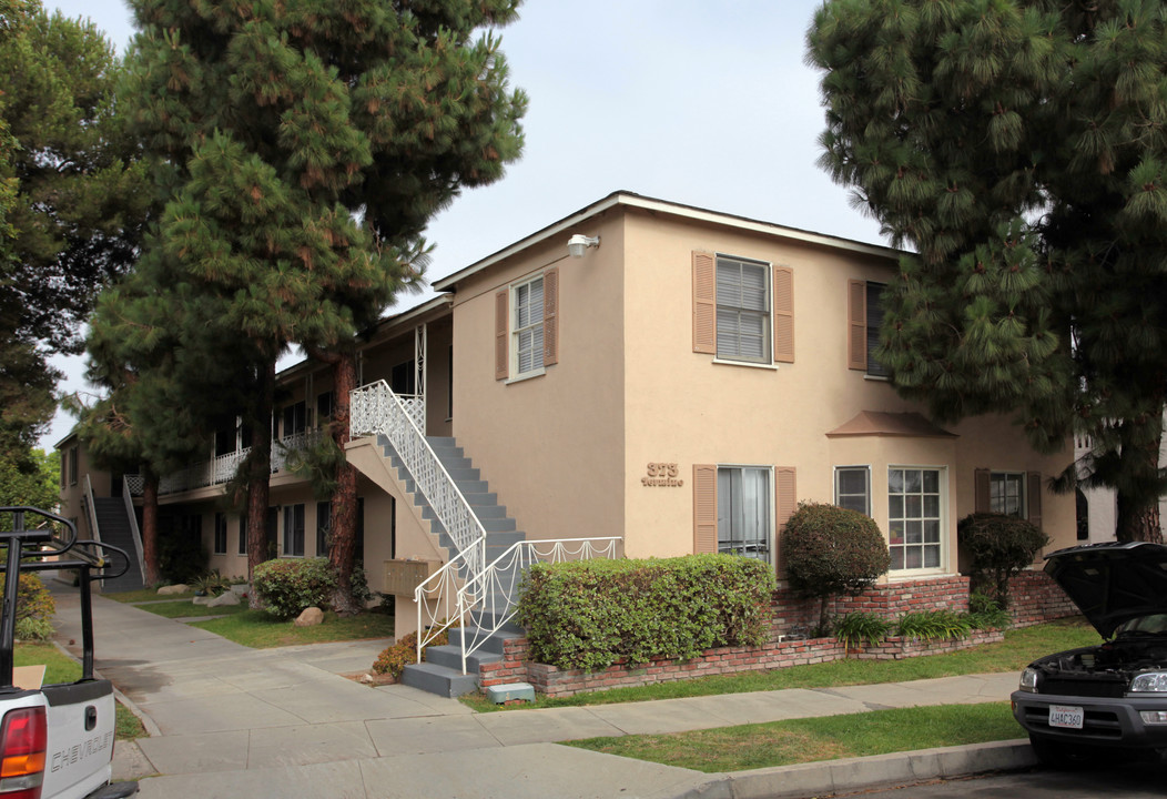 373 Termino Ave in Long Beach, CA - Foto de edificio