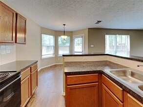 706 Razee Ct in Crosby, TX - Building Photo - Building Photo