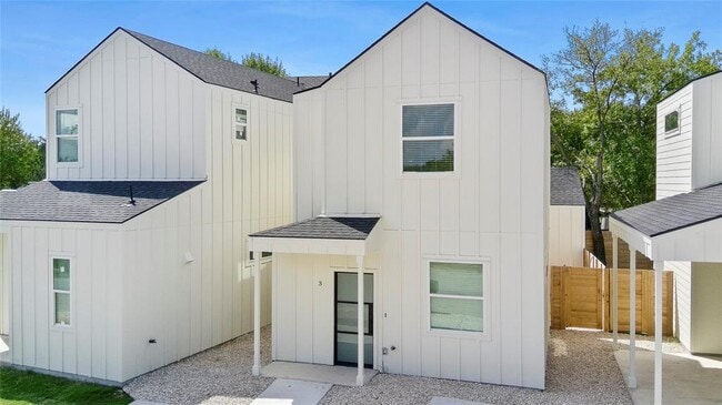 6107 Begonia Cir in Austin, TX - Building Photo - Building Photo