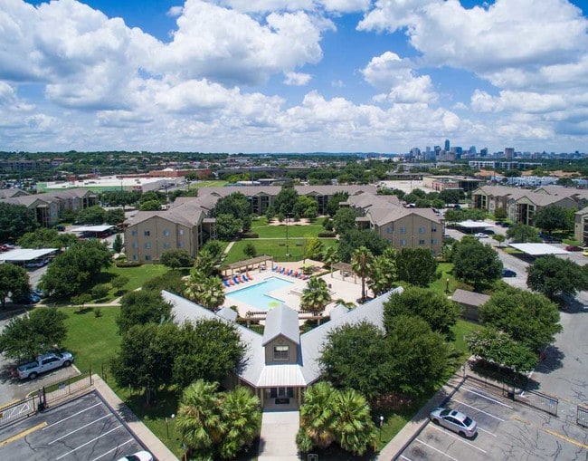 Vibe on Riverside in Austin, TX - Building Photo - Building Photo