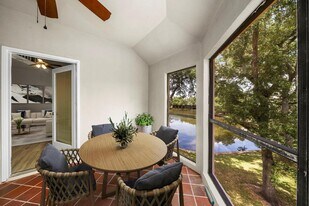 4144 Greystone Way in Sugar Land, TX - Building Photo