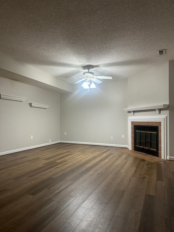 9123 N Swan Cir in St. Louis, MO - Building Photo - Building Photo