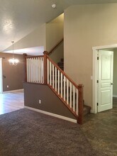 552 E Anton St in Meridian, ID - Foto de edificio - Building Photo