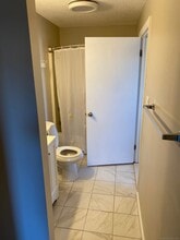 1 Divinity St in Bristol, CT - Building Photo - Building Photo