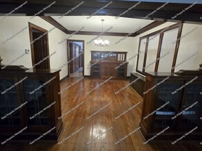 2033 Wespark Ave in Whiting, IN - Building Photo - Building Photo