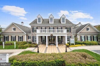 6625 Latrobe Falls in Elkridge, MD - Building Photo - Building Photo