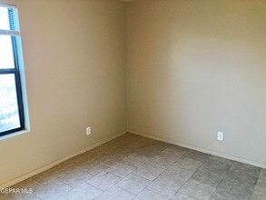 1654 EXETER Dr in El Paso, TX - Building Photo - Building Photo