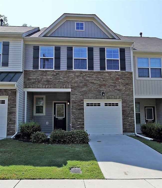 116 Constitution Dr