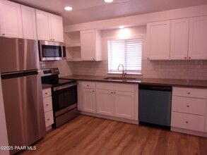 5280 Diamond Dr in Prescott, AZ - Building Photo - Building Photo