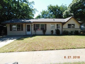 1005 S 19th St in Copperas Cove, TX - Building Photo