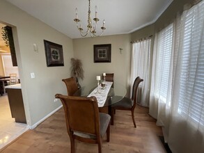88 Wiltshire Ct in Gurnee, IL - Building Photo - Building Photo