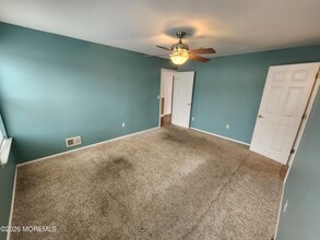 129 Lighthouse Dr in Little Egg Harbor Township, NJ - Building Photo - Building Photo