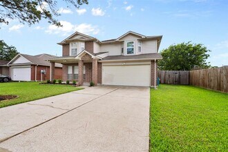 212 Diamond Bay Dr in Dickinson, TX - Building Photo - Building Photo