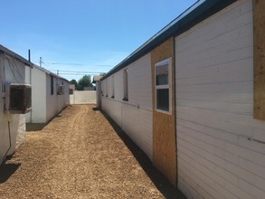 Borden's Court Apartments in Tucson, AZ - Building Photo - Building Photo