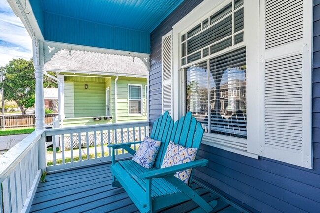 3811 Avenue O in Galveston, TX - Building Photo - Building Photo