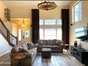 5056 S Topaz Rd in Flagstaff, AZ - Building Photo - Building Photo