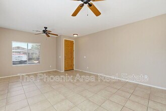 310 Mountain View Rd in San Tan Valley, AZ - Building Photo - Building Photo