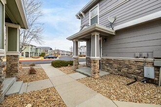 9070 Apache Plume Dr in Parker, CO - Building Photo - Building Photo