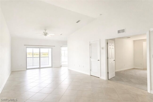 15940 Grassland Ln, Unit 2526 in Punta Gorda, FL - Foto de edificio - Building Photo