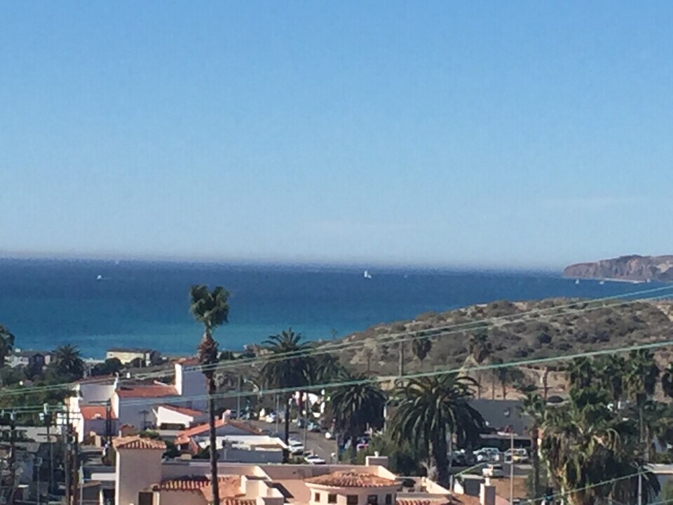 1417 Calle Mirador in San Clemente, CA - Building Photo