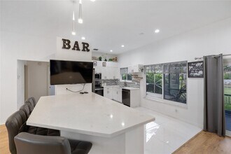 5460 NW 38th Terrace in Coconut Creek, FL - Building Photo - Building Photo