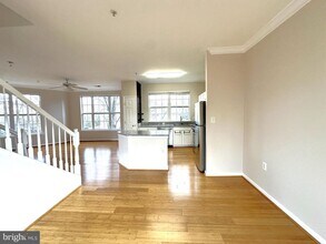 21798 Jarvis Square in Ashburn, VA - Building Photo - Building Photo