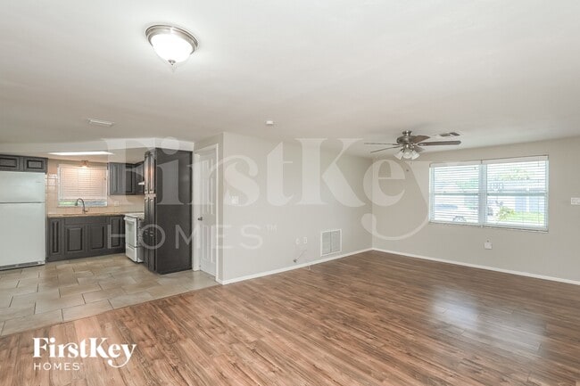 3530 Brompton Dr in Holiday, FL - Foto de edificio - Building Photo