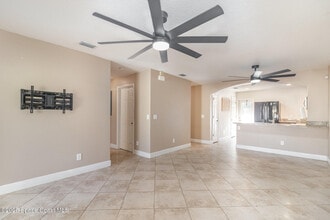 1200 Luminary Cir in Melbourne, FL - Building Photo - Building Photo