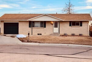 3 Gardner Ct in Longmont, CO - Building Photo