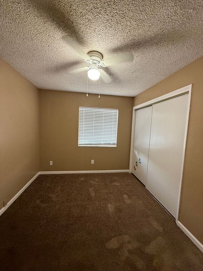 811-811 Taylor St in Bakersfield, CA - Building Photo - Building Photo