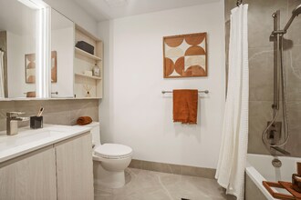 352 N Union Ave in Chicago, IL - Building Photo - Building Photo