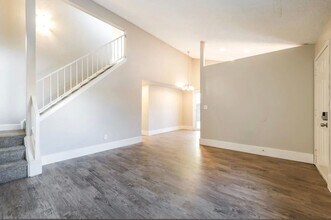 17487 E Temple Dr in Aurora, CO - Building Photo - Building Photo