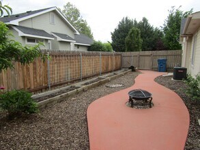 16937 N Denemere Loop in Nampa, ID - Building Photo - Building Photo