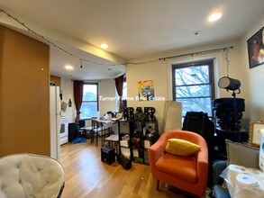 108 Hammond St, Unit 2 in Boston, MA - Building Photo - Building Photo