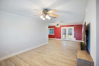 228 Redstone St in Las Vegas, NV - Building Photo - Building Photo