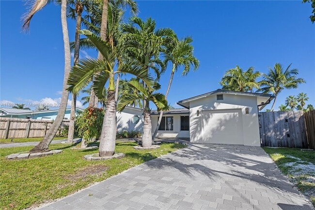 property at 1709 SW 5th Pl