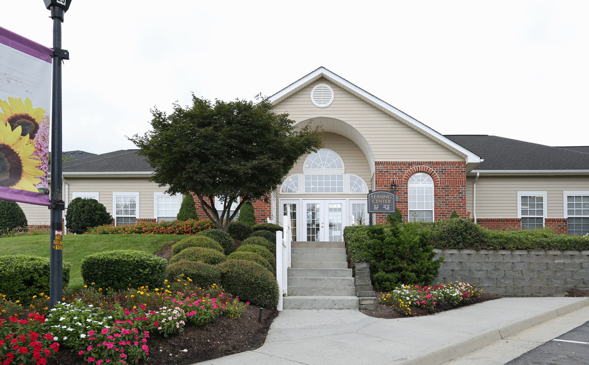 The Orchards in Roanoke, VA - Building Photo