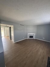 12 Apple Ln in Cincinnati, OH - Building Photo - Building Photo