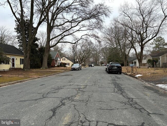 property at 303 Oak Ave