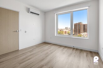 670 N May St-Unit -611 in Chicago, IL - Foto de edificio - Building Photo