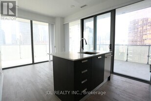 57 St Joseph St in Toronto, ON - Building Photo