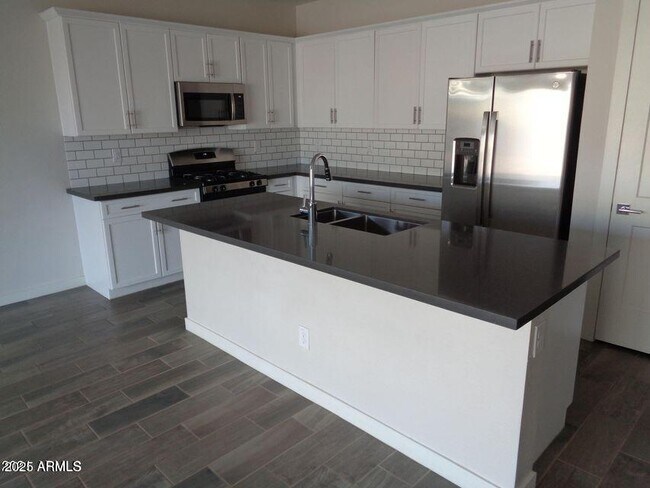 42400 W Paseo Dr in Maricopa, AZ - Building Photo - Building Photo