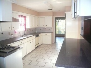 9402 Meaux Dr in Houston, TX - Building Photo - Building Photo