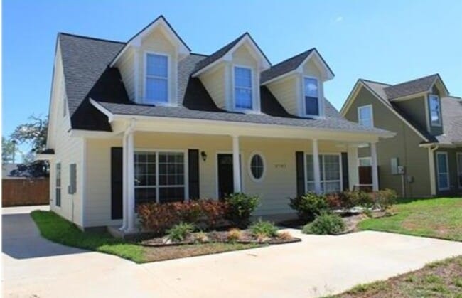 property at 3707 Holick Ln